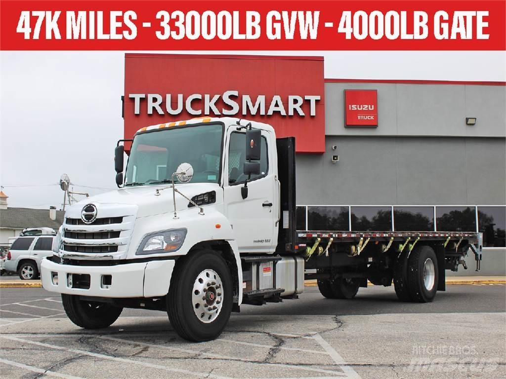 Hino 338 Platte bakwagens