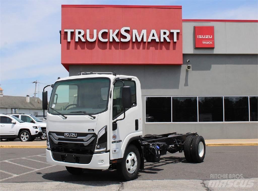 Isuzu NPR-HD Bakwagens met gesloten opbouw