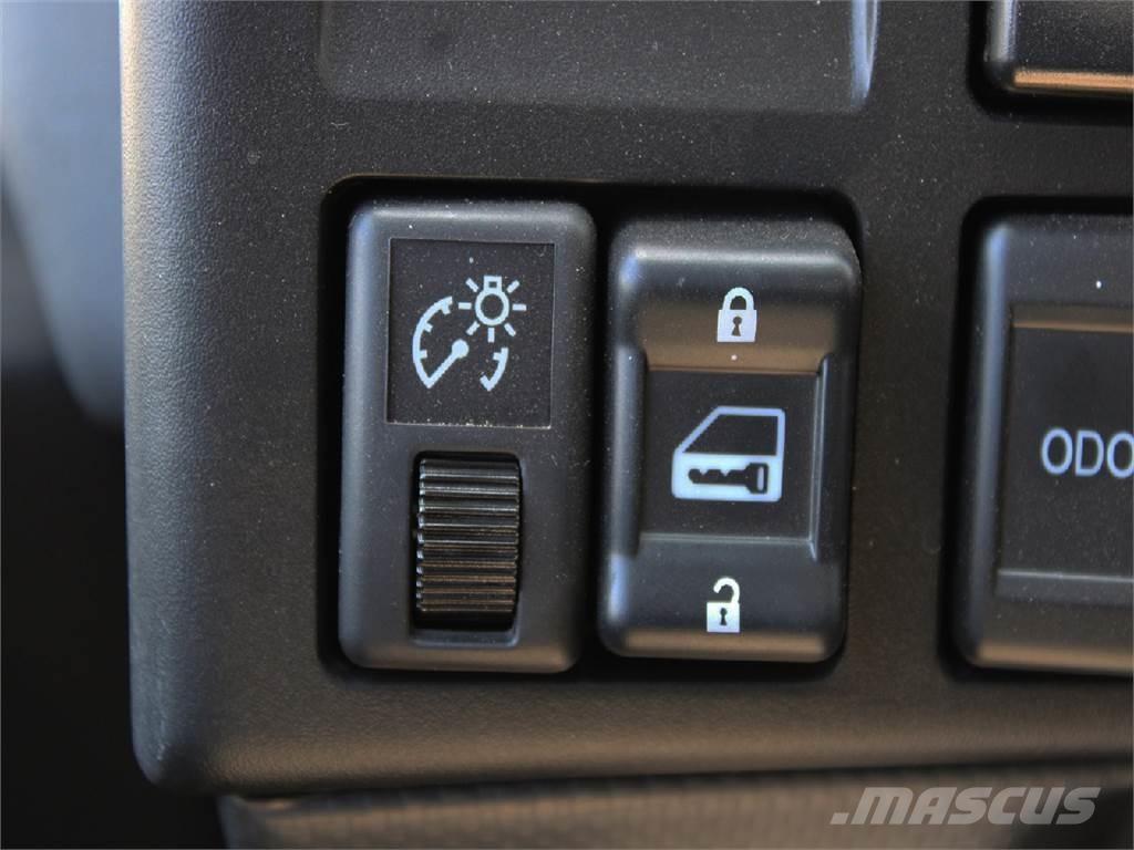 Isuzu NPR-HD Vrachtwagen met containersysteem