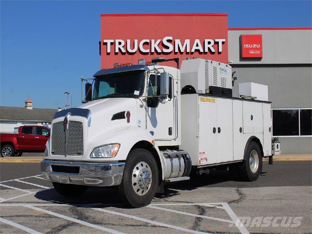Kenworth T370 Vlakke laadvloer met kraan