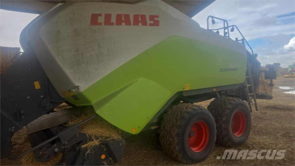 CLAAS 3300 Vierkante balenpers
