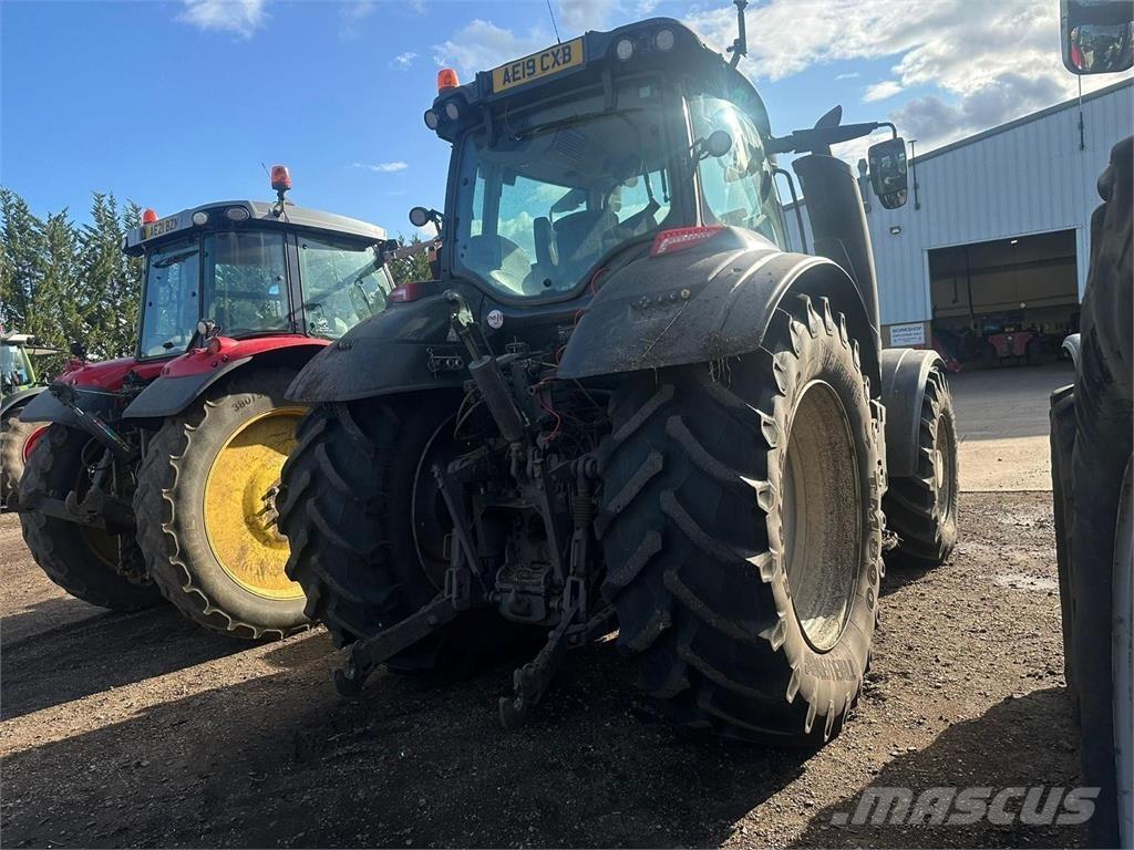 Valtra T234D Tractoren