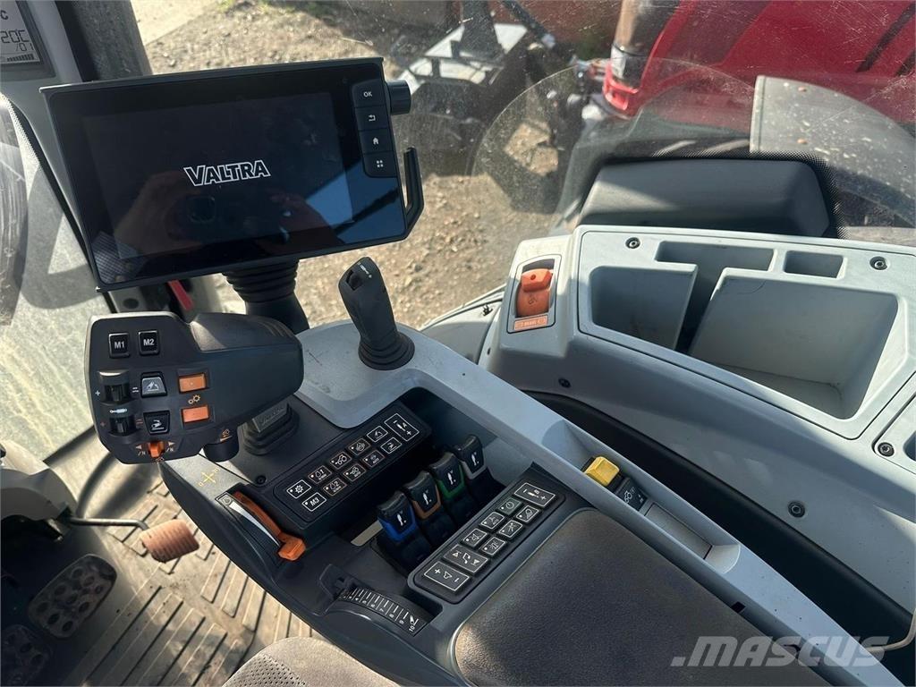 Valtra T234D Tractoren