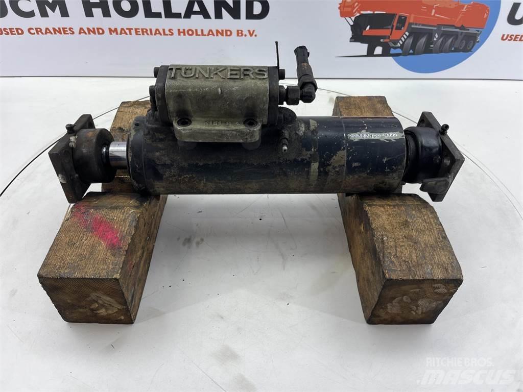 P&H S35 Cilinder Kranen onderdelen en gereedschap