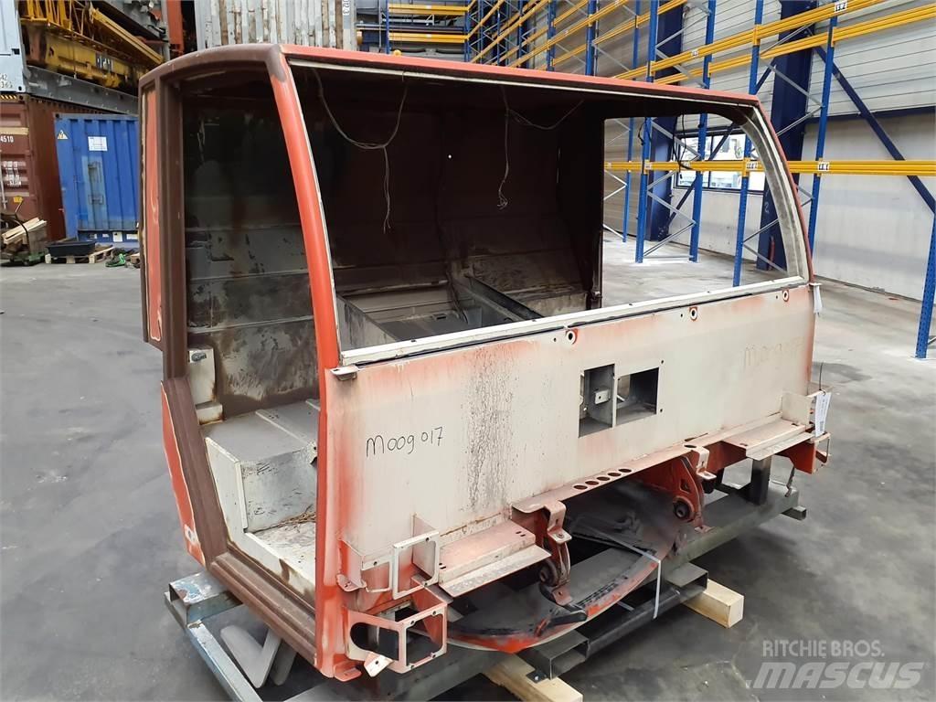 PPM ATT lower cabin Cabine en interieur