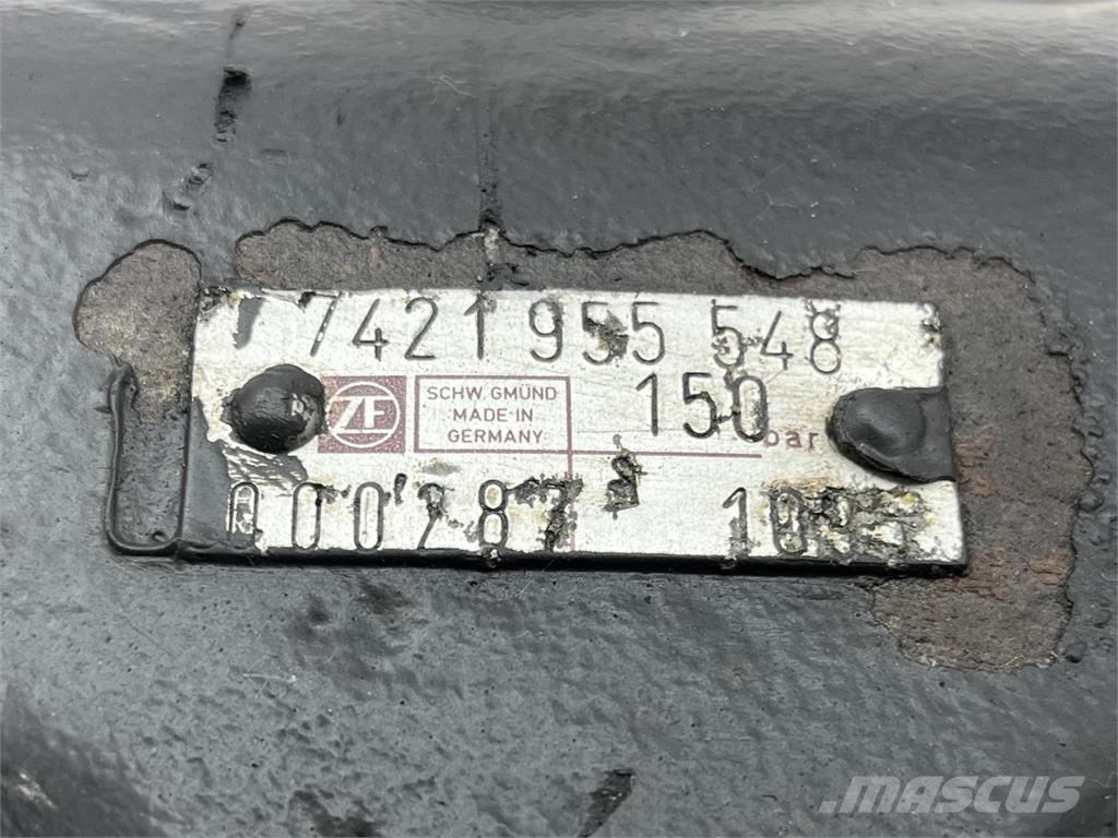  Steering box Kranen onderdelen en gereedschap
