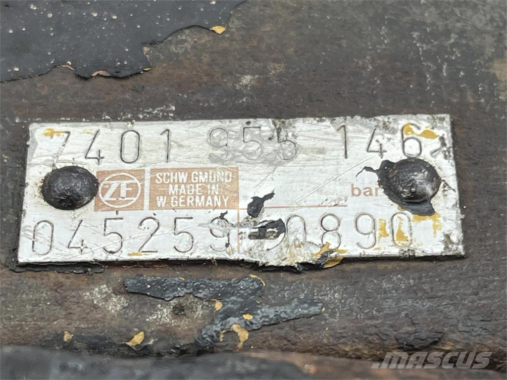  Steering box Kranen onderdelen en gereedschap