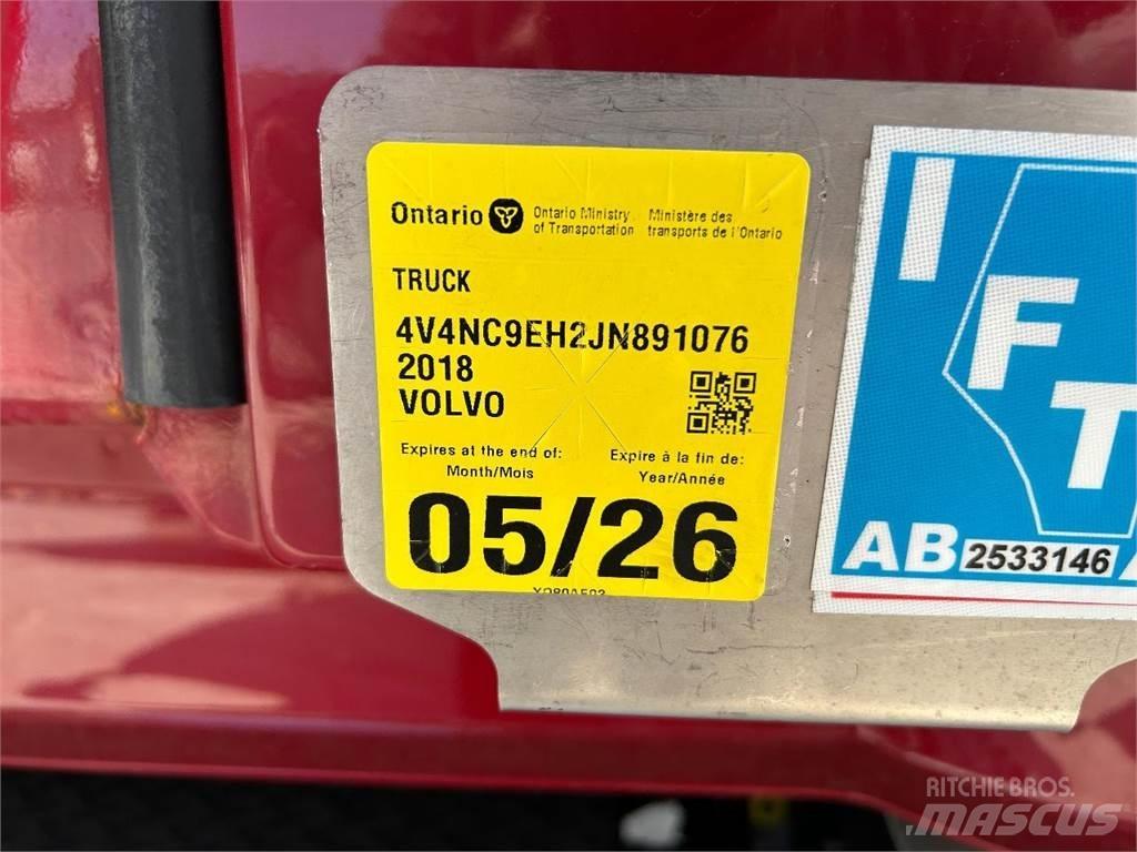 Volvo VNL630 Trekkers