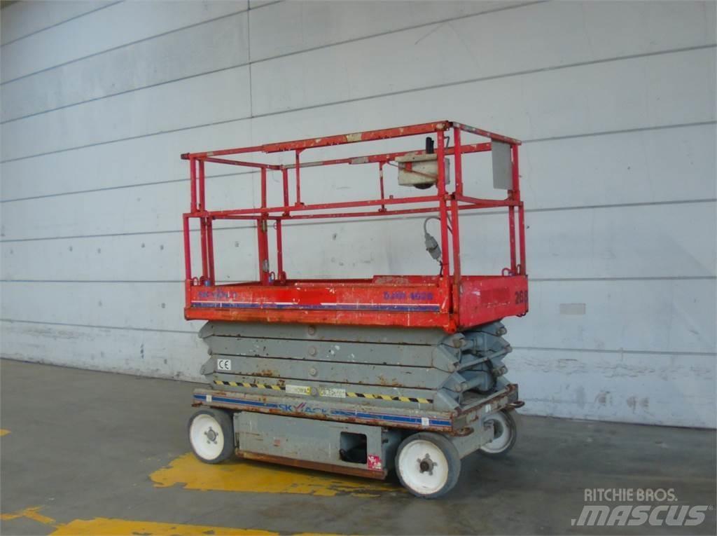 SkyJack SJ4626 Schaarhoogwerkers