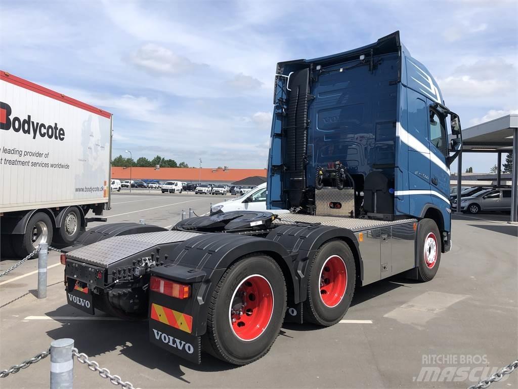 Volvo FH 6x2 Trekkers