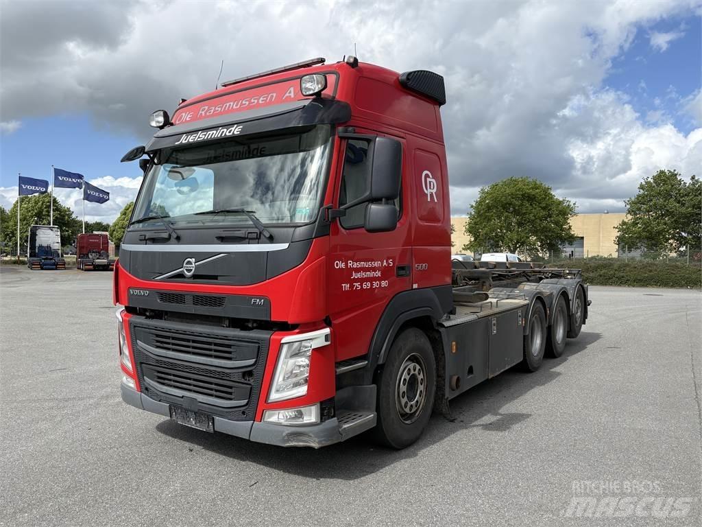 Volvo FM500 Vlakke laadvloer met kraan