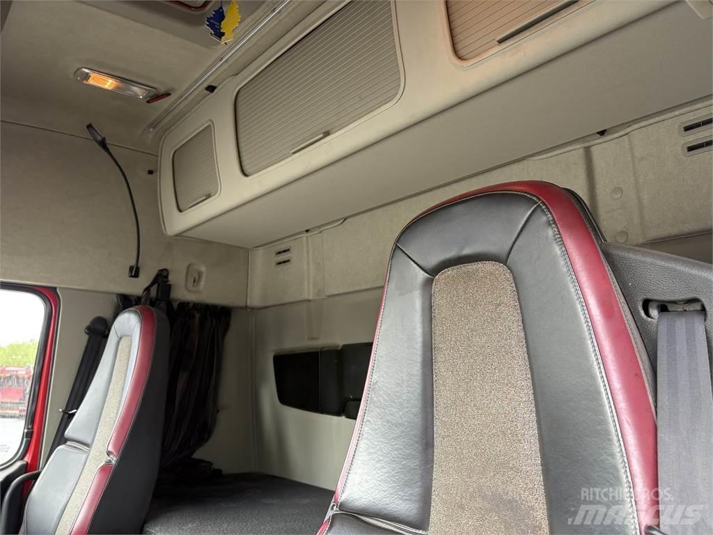 Volvo FM500 Vlakke laadvloer met kraan