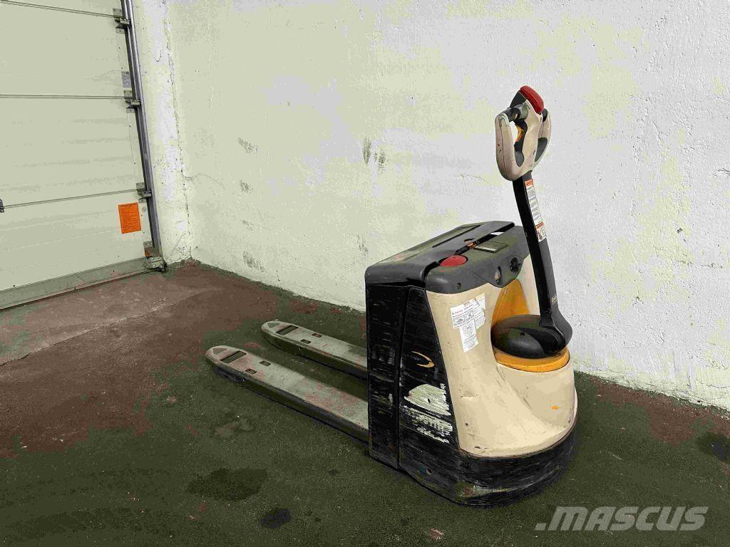Crown WP 3015 Electro-pallettrucks