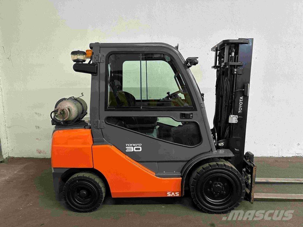 Toyota 02-8FGF30 LPG heftrucks