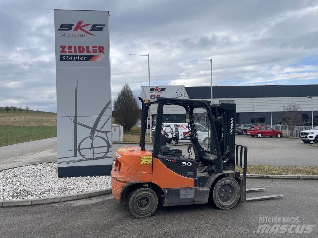 Doosan D30S-5 Diesel heftrucks