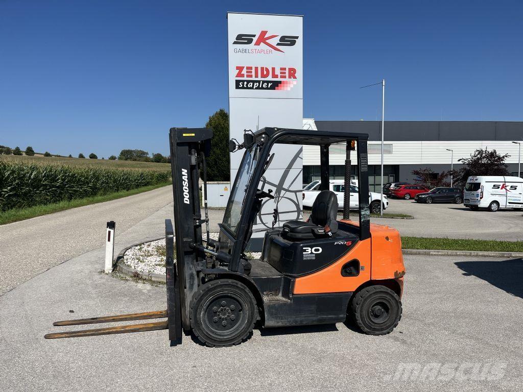Doosan D30S-5 Diesel heftrucks