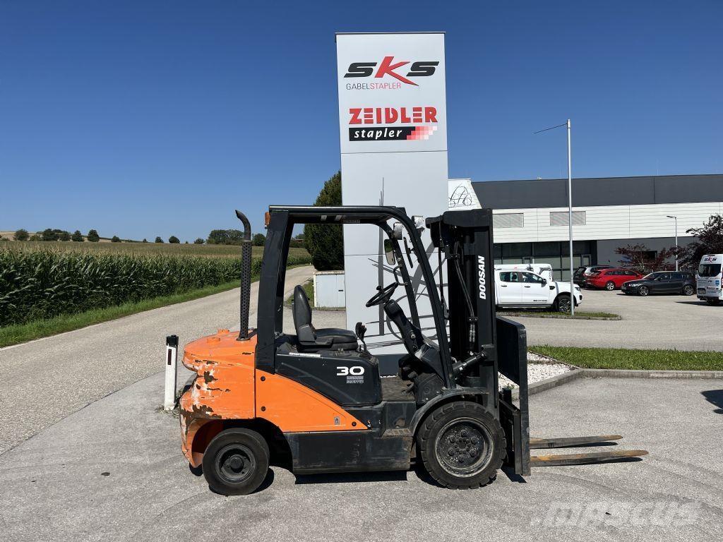 Doosan D30S-7 Diesel heftrucks