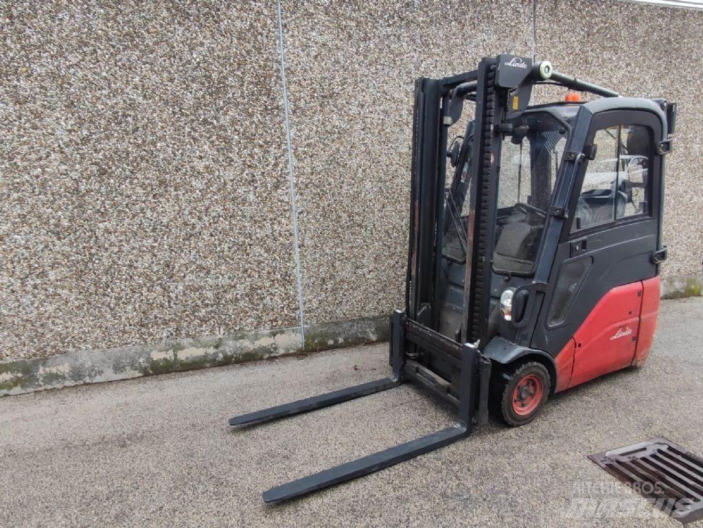 Linde E15-01 Elektrische heftrucks