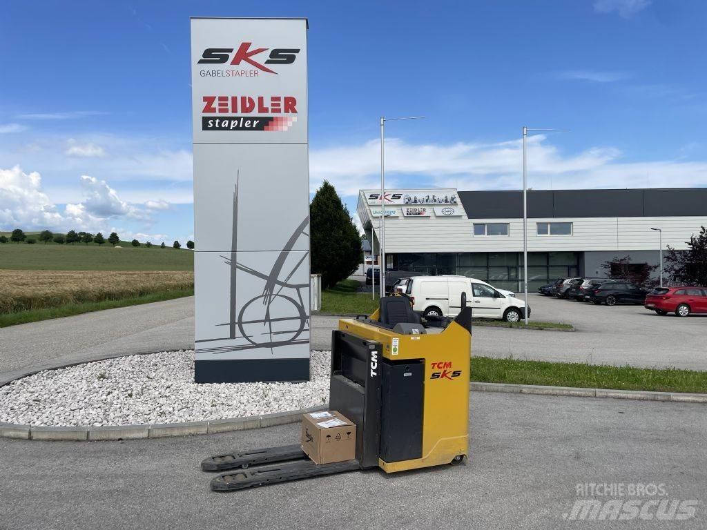 TCM 2RS/LL200SN Zelfrijdende stapelaars