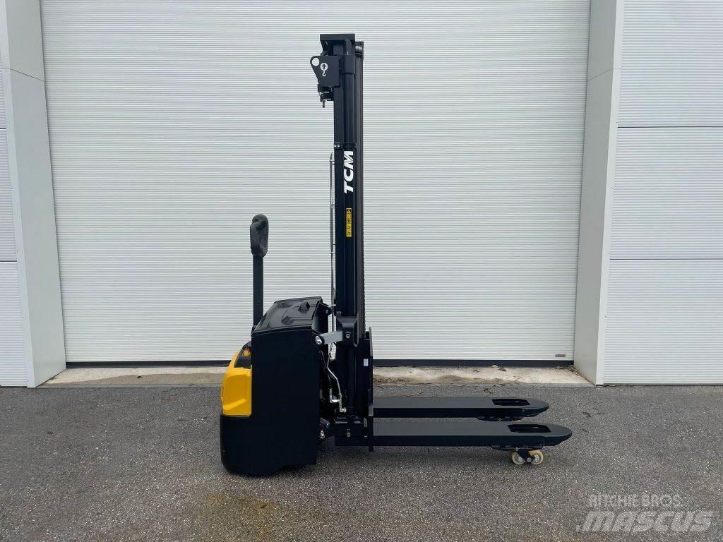 TCM SPW14I-N3 Meeloop stapelaar