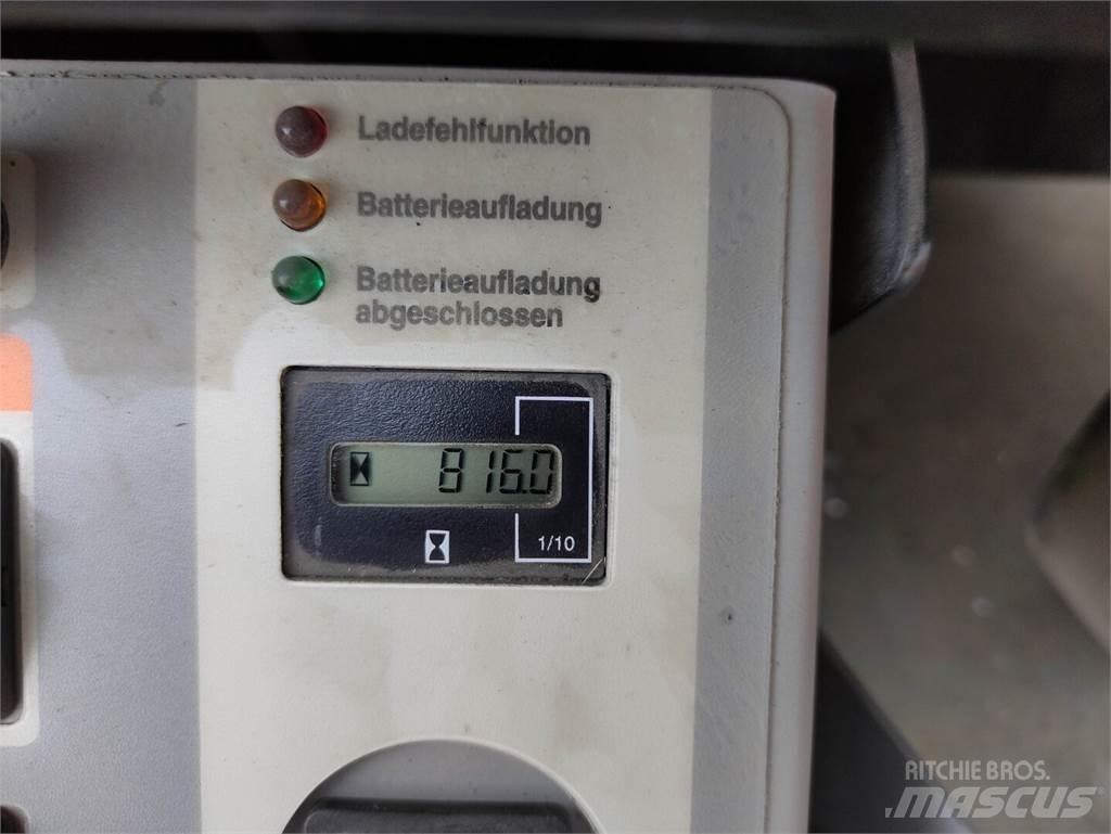 Crown WAV50-118 Orderpicker voor hoog niveau
