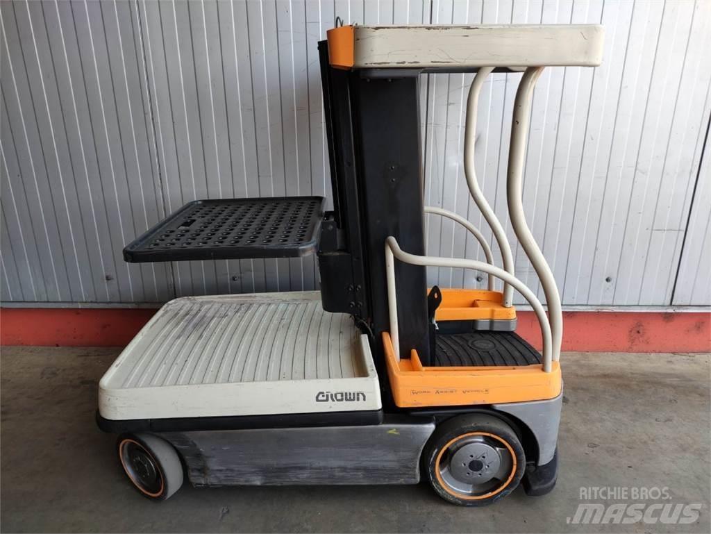 Crown WAV60-118 Orderpicker voor hoog niveau