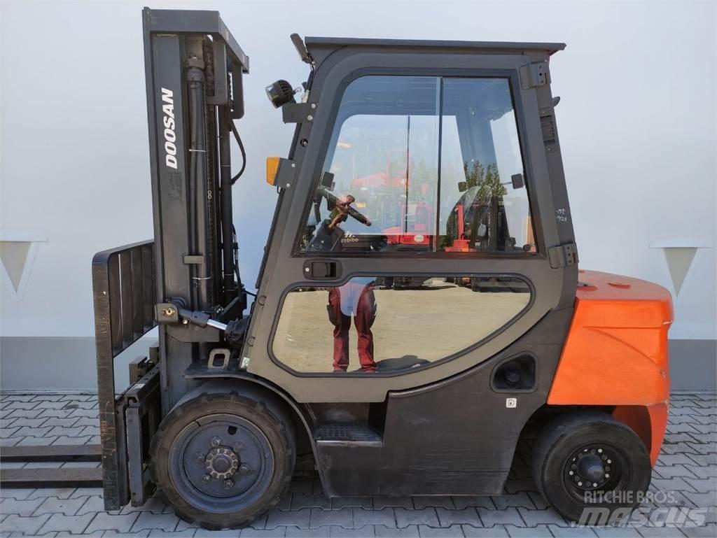 Doosan D30 GP Diesel heftrucks