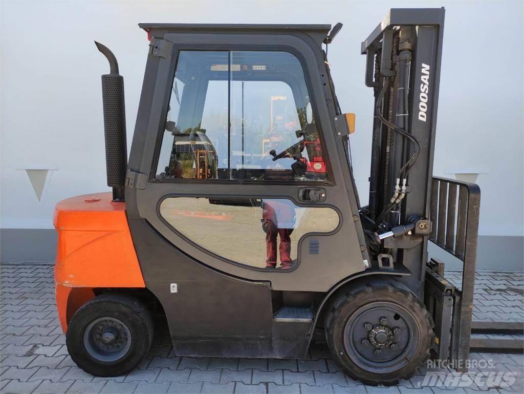 Doosan D30 GP Diesel heftrucks
