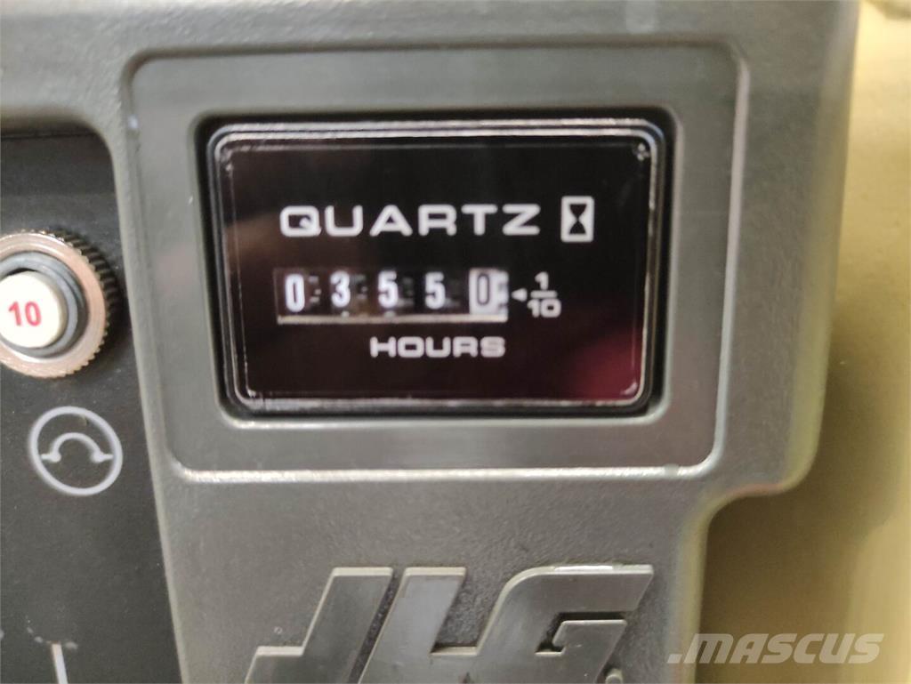 JLG 3246ES Schaarhoogwerkers