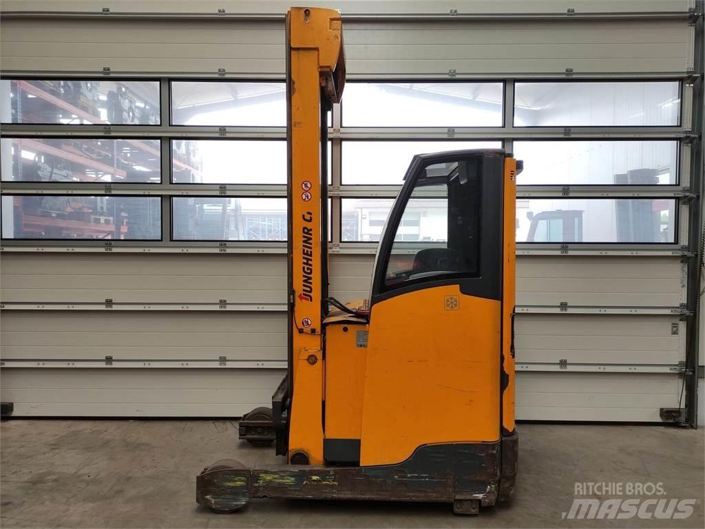 Jungheinrich ETM216 Reachtruck voor hoog niveau