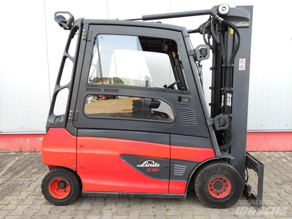 Linde E30L-01-387 Elektrische heftrucks