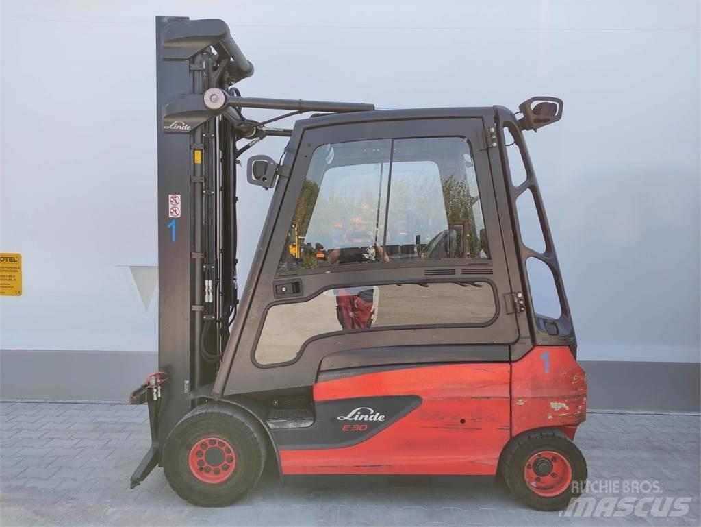 Linde E30L-01-387 Elektrische heftrucks