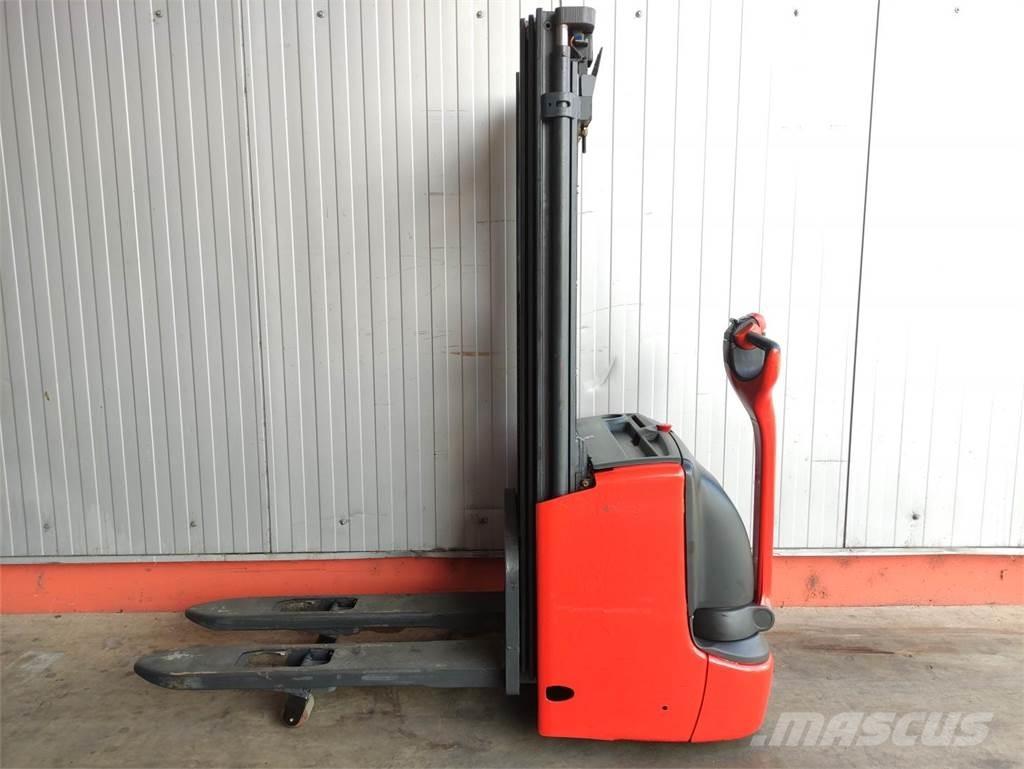 Linde L12i-1172 Meeloop stapelaar