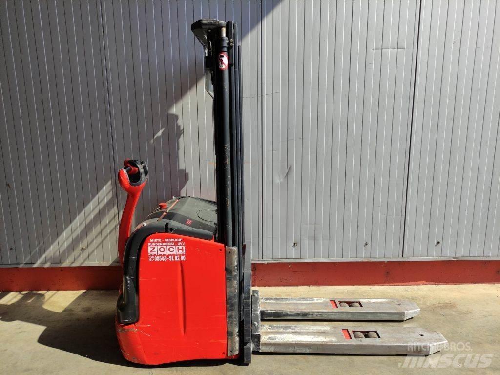 Linde L14-372 Meeloop stapelaar