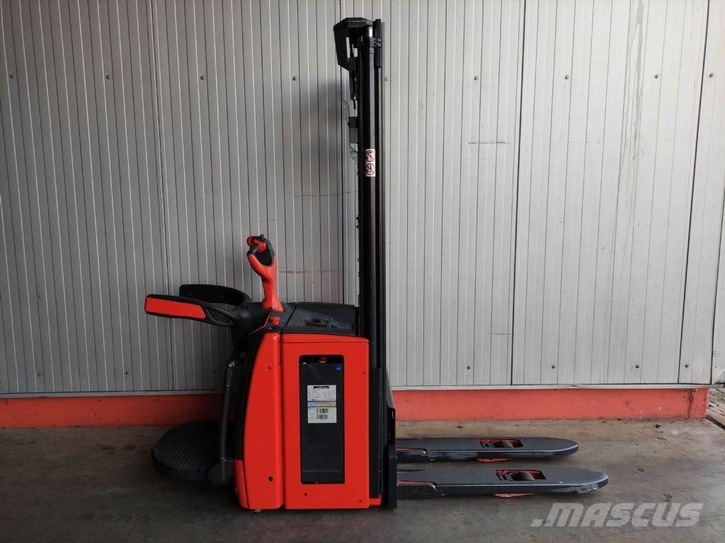 Linde L14-APi-1173 Meeloop stapelaar