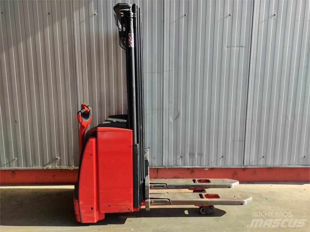 Linde L14i-1173 Meeloop stapelaar