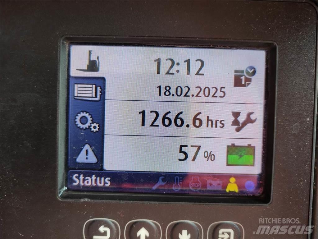Linde L16-1173 Meeloop stapelaar
