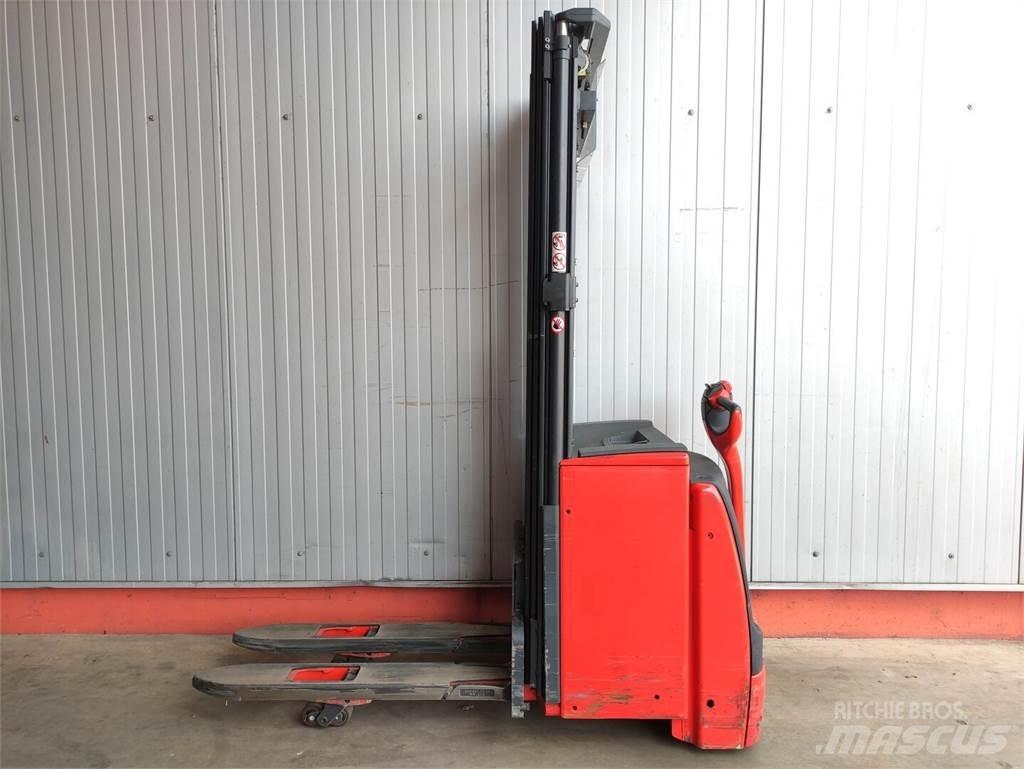 Linde L16i-1173 Meeloop stapelaar