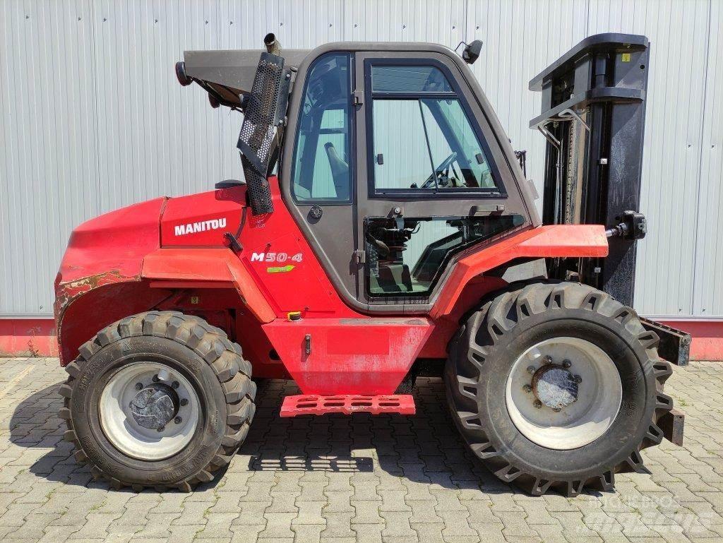 Manitou M50-4 Vorkheftruck voor zwaar terrein