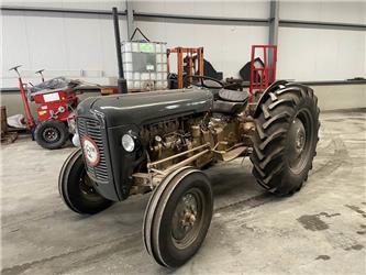 Massey Ferguson Goudkuik
