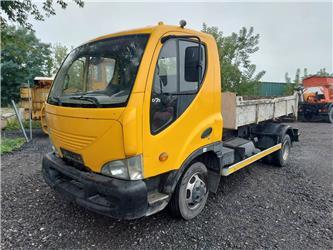Avia D100