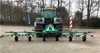 Deutz-Fahr 6821