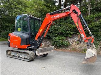 Kubota KX 027