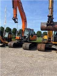 Develon DX225 LC-7