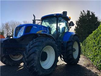 New Holland T 7030
