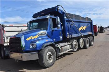 Freightliner 114SD