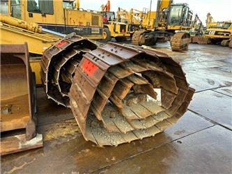 Caterpillar d6r / d6t track