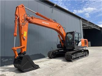 Hitachi ZX220LC GI