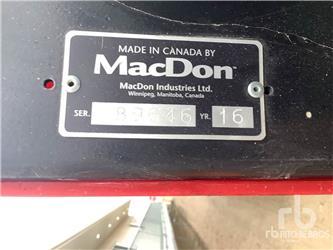 MacDon FD75-S