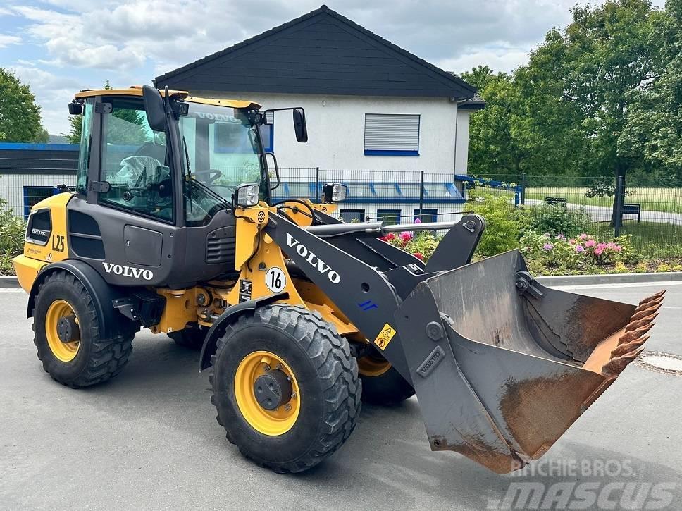 Volvo L 25 Electric Wielladers